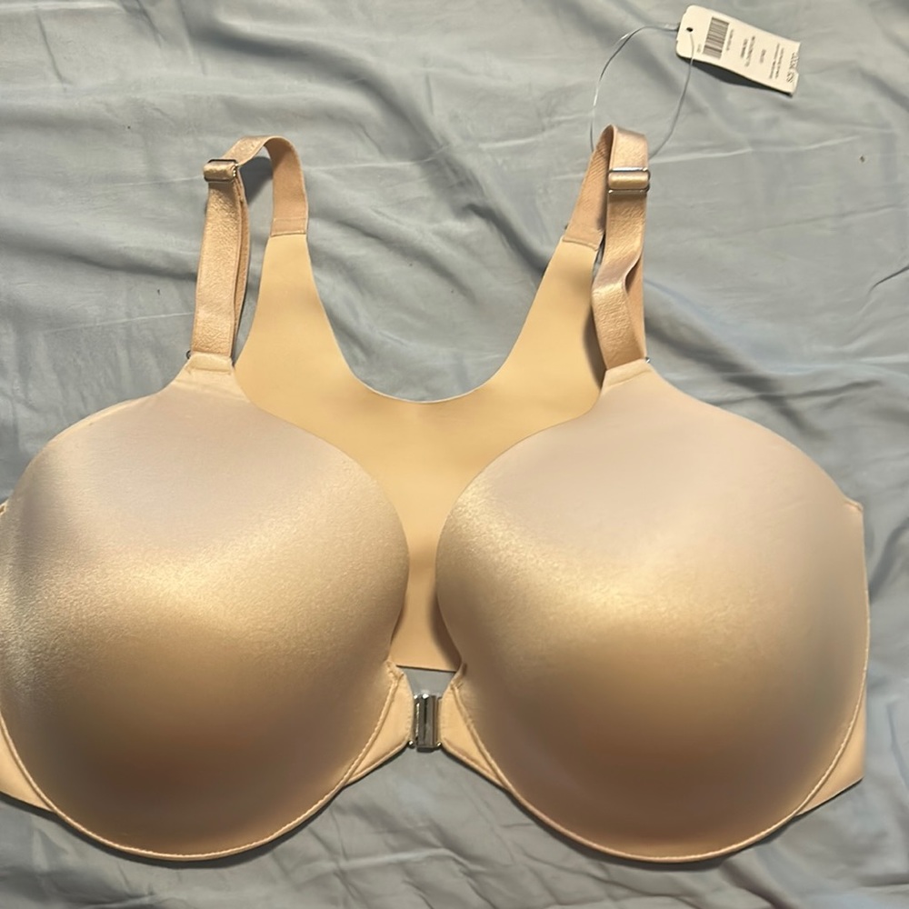 36DDD Soma Vanishing Back Full Coverage Front Closure Bra